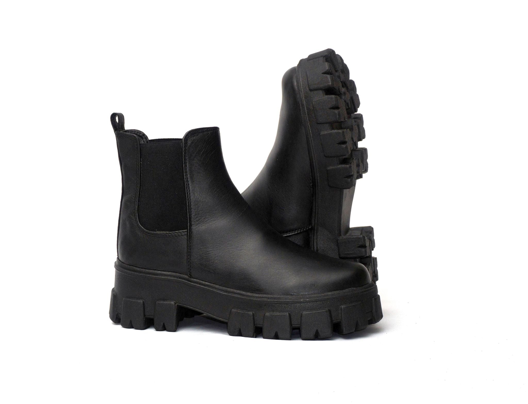 PRADA TRACTOR